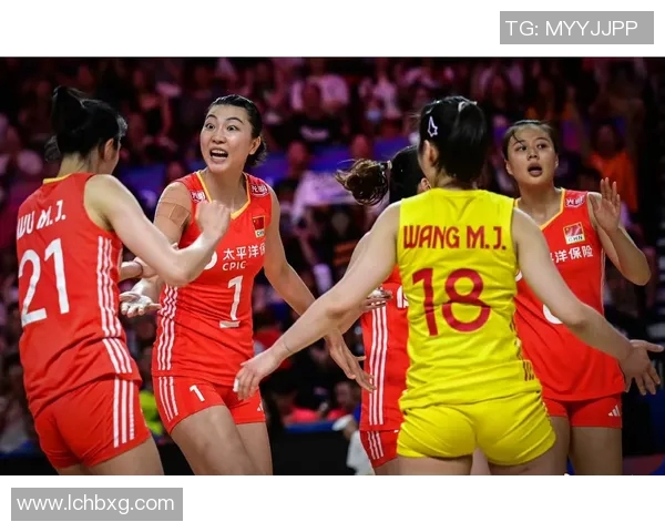 中国女排迎战美国澳门队全力争胜展现巅峰竞技状态