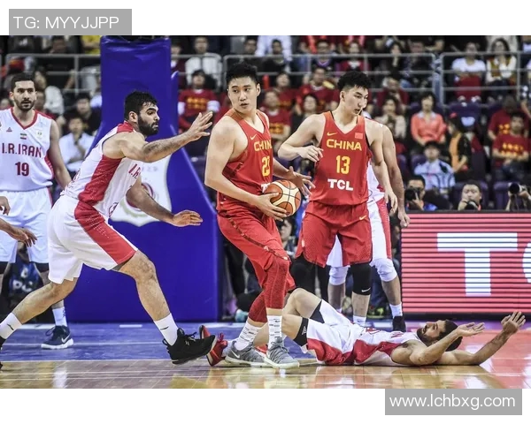 中国男篮与伊朗激战集锦回顾精彩瞬间与战术分析
