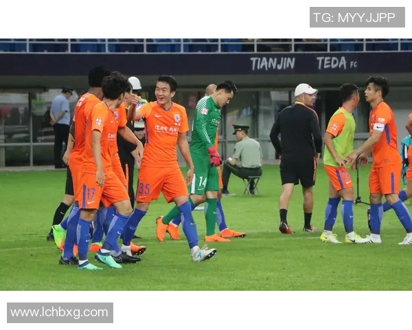 鲁能与国安激战正酣全场直播精彩瞬间回顾与分析